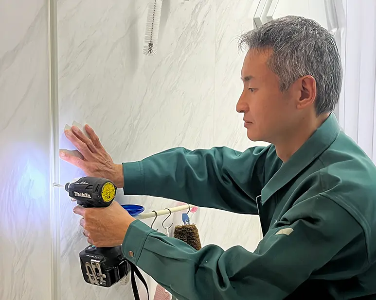 土屋さん作業風景